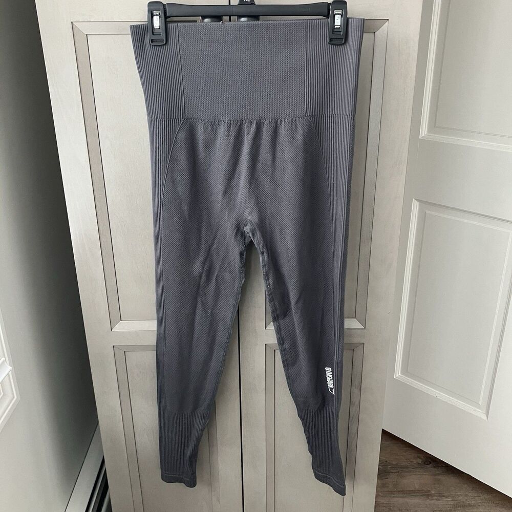 Gymshark Leggings Women’s Size Medium Power Down Seamless Gray High Rise